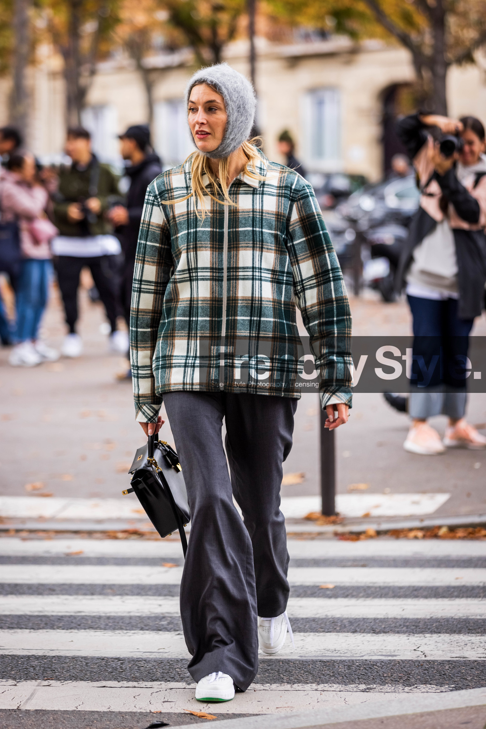 bag, balaclava, beanie, black bag, cagoule, Camille Charrière, checked jacket, flare pants, green jacket, grey hat, grey pants, hat, hermes bag, jacket, large pants, leather bag, pants, print, sneakers, tartan print, white sneakers, wool beanie, zipped jacket, fashion week, frenchystyle, FW, jonathan paciullo, street style, PFW, PARIS, SPRING SUMMER 2022, SS 22, vertical, full length