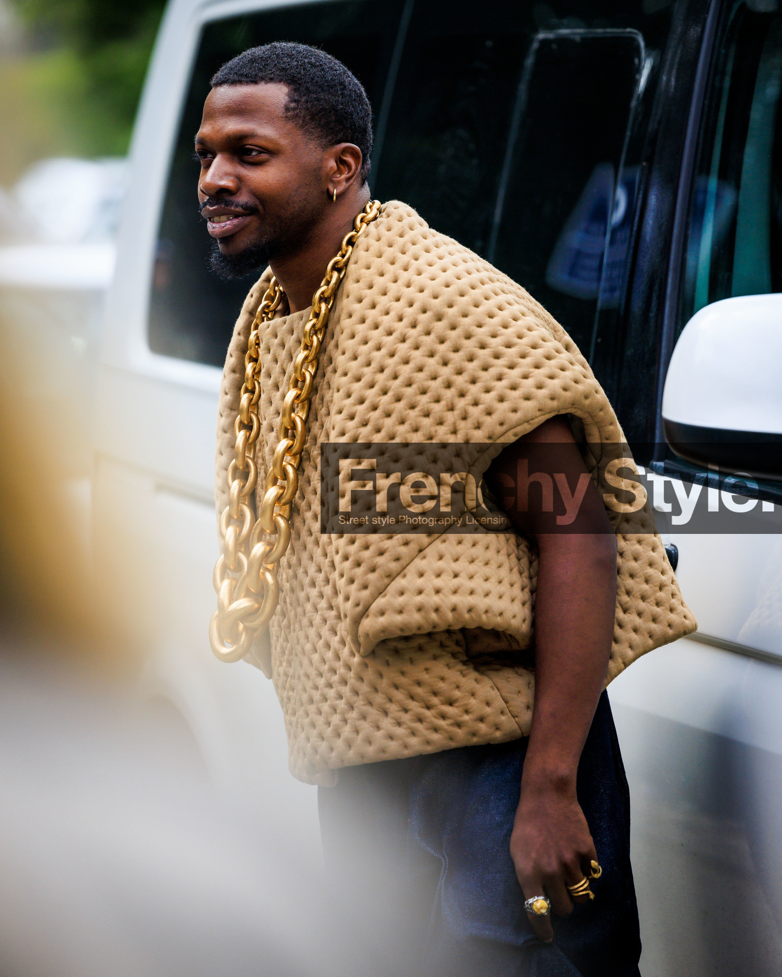 fashion week, frenchystyle, FW, jonathan paciullo, street style, COPENHAGEN, CPHFW, SPRING SUMMER 2024, SS 24, vertical, atmosphere details, detail