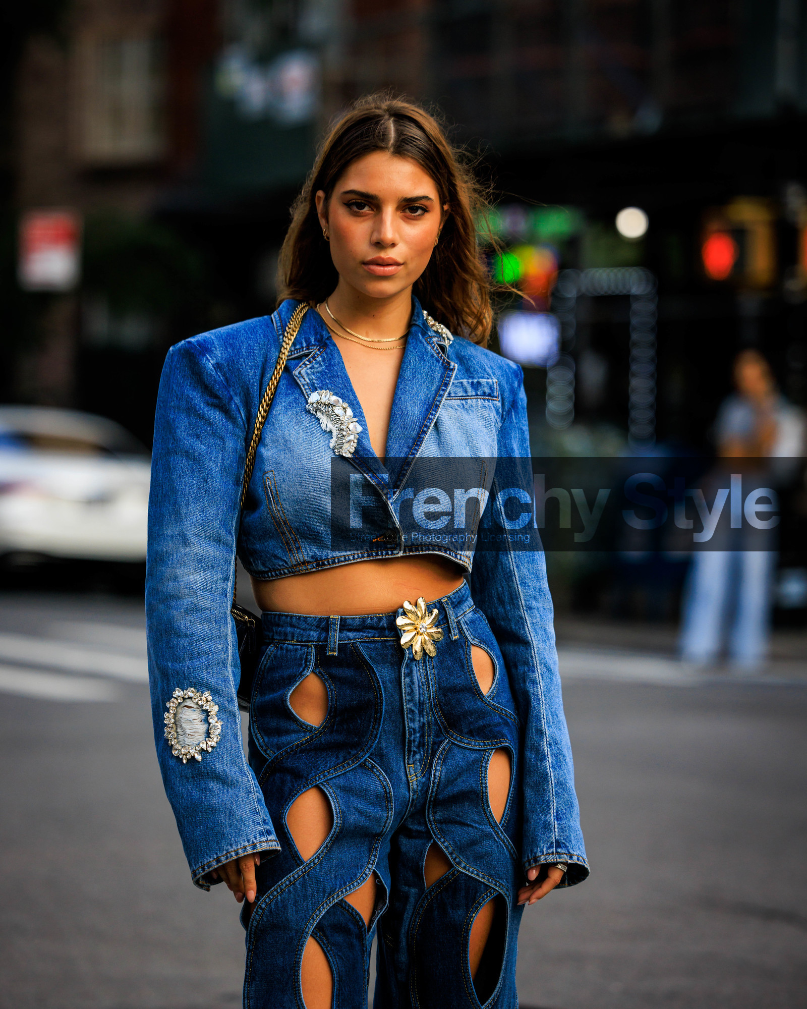 jonathan paciullo, FW, frenchystyle, fashion week, street style, vertical, detail, atmosphere details, NEW YORK, NYFW, SPRING SUMMER 2024, SS 24