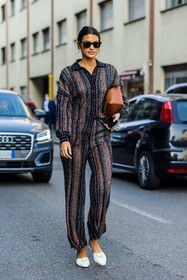 bun, camel bag, colored bag, hoops, leather bag, leather mules, loewe bag, Marta Lozano, print, printed pants, printed shirt, rayban, sequin, striped pants, striped shirt, stripes, sunglasses, white mules, white sandals, fashion week, frenchystyle, FW, jonathan paciullo, street style, MFW, MILAN, SPRING SUMMER 2022, SS 22, vertical, full length