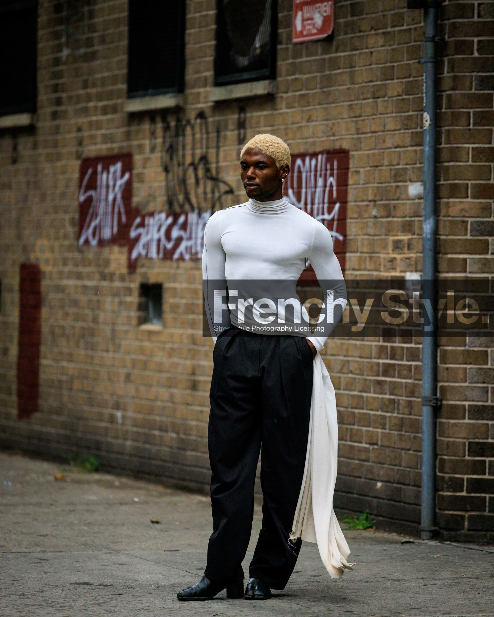 fashion week, frenchystyle, FW, jonathan paciullo, street style, vertical, detail, atmosphere details, NYFW, NEW YORK, SPRING SUMMER 2024, SS 24