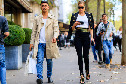 atmosphere details, balmain, black and white, black belt, black denim, black jacket, black leggings, black shoes, blazer, blue denim, denim pants, doutzen kroes, embroidered shoes, fashion week, frenchystyle, full length, FW, golden details, high heels, high waist, horizontal, jeans, jonathan paciullo, leather shoes, model, over the shoulder, PARIS, PFW, pulled back hair, SPRING SUMMER 2017, SS 17, street style, sunglasses, trench coat, trousers, wet hair, white t shirt