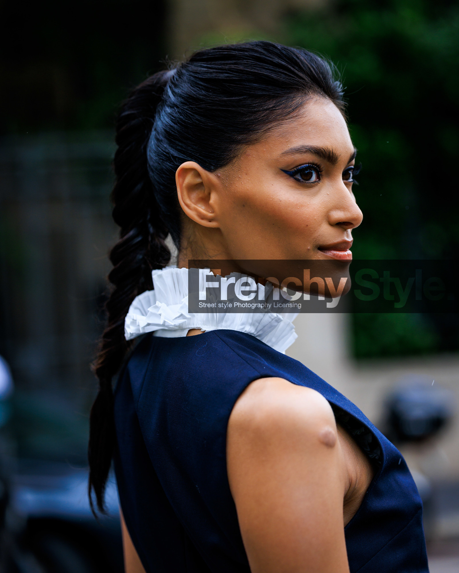 street style, jonathan paciullo, FW, fashion week, frenchystyle, MFW, MILAN, SPRING SUMMER 2024, SS 24, vertical, atmosphere details, detail
