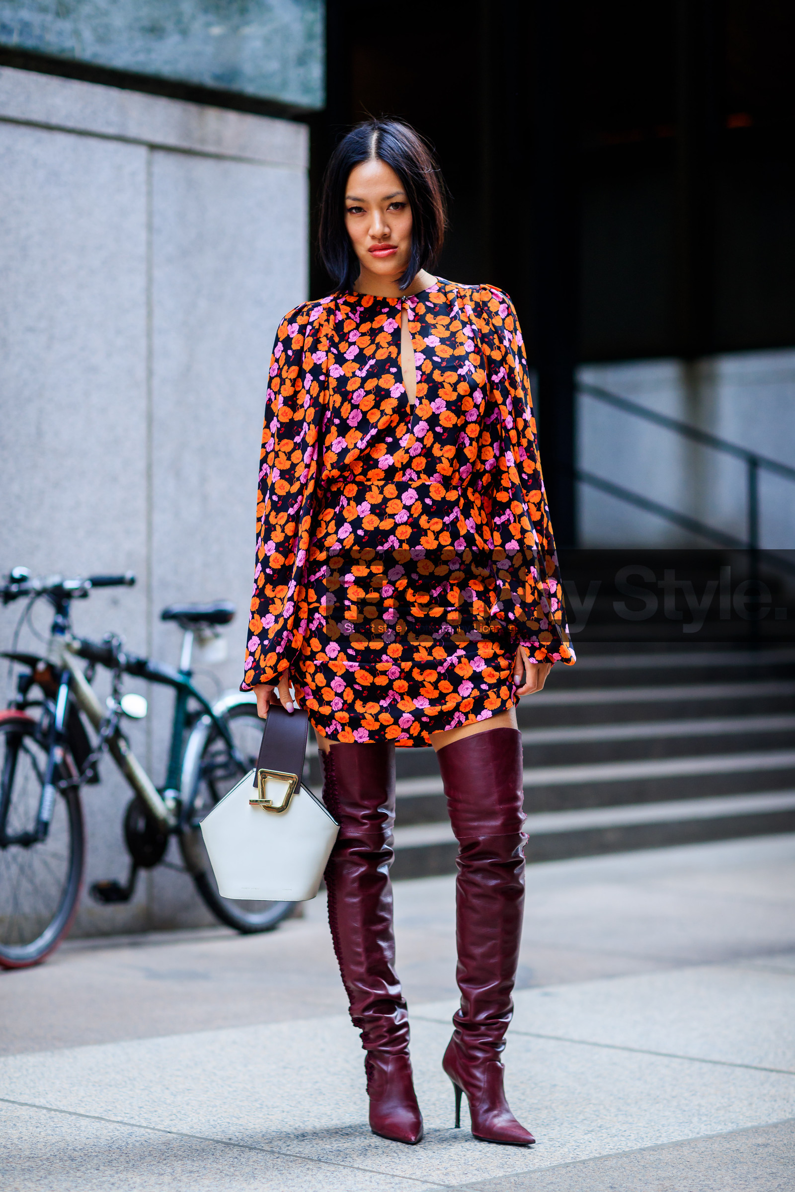 bordeaux, burgundy, danse lente, fashion week, frenchystyle, full length, FW, graphic bag, graphic dress, high boots, high heels, jonathan paciullo, leather bag, leather shoes, NEW YORK, NYFW, printed dress, red boots, red dress, SPRING SUMMER 2018, SS 18, street style, Tiffany Hsu, vertical, white bag