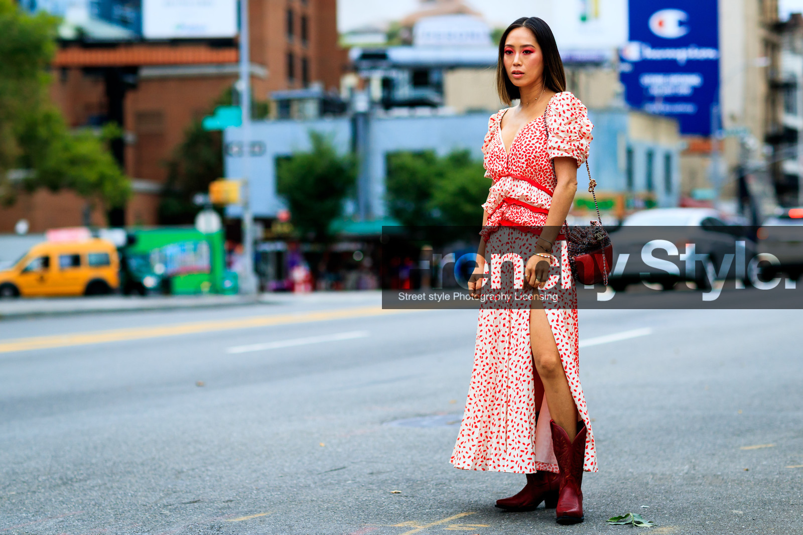 aimee song, bordeaux, burgundy, chanel handbag, cowboy boots, eyeshadow, graphic dress, leather bag, leather shoes, printed dress, red bag, red boots, red dress, ruffles, fashion week, frenchystyle, FW, jonathan paciullo, street style, NYFW, NEW YORK, SPRING SUMMER 2019, SS 19, atmosphere details, horizontal, full length
