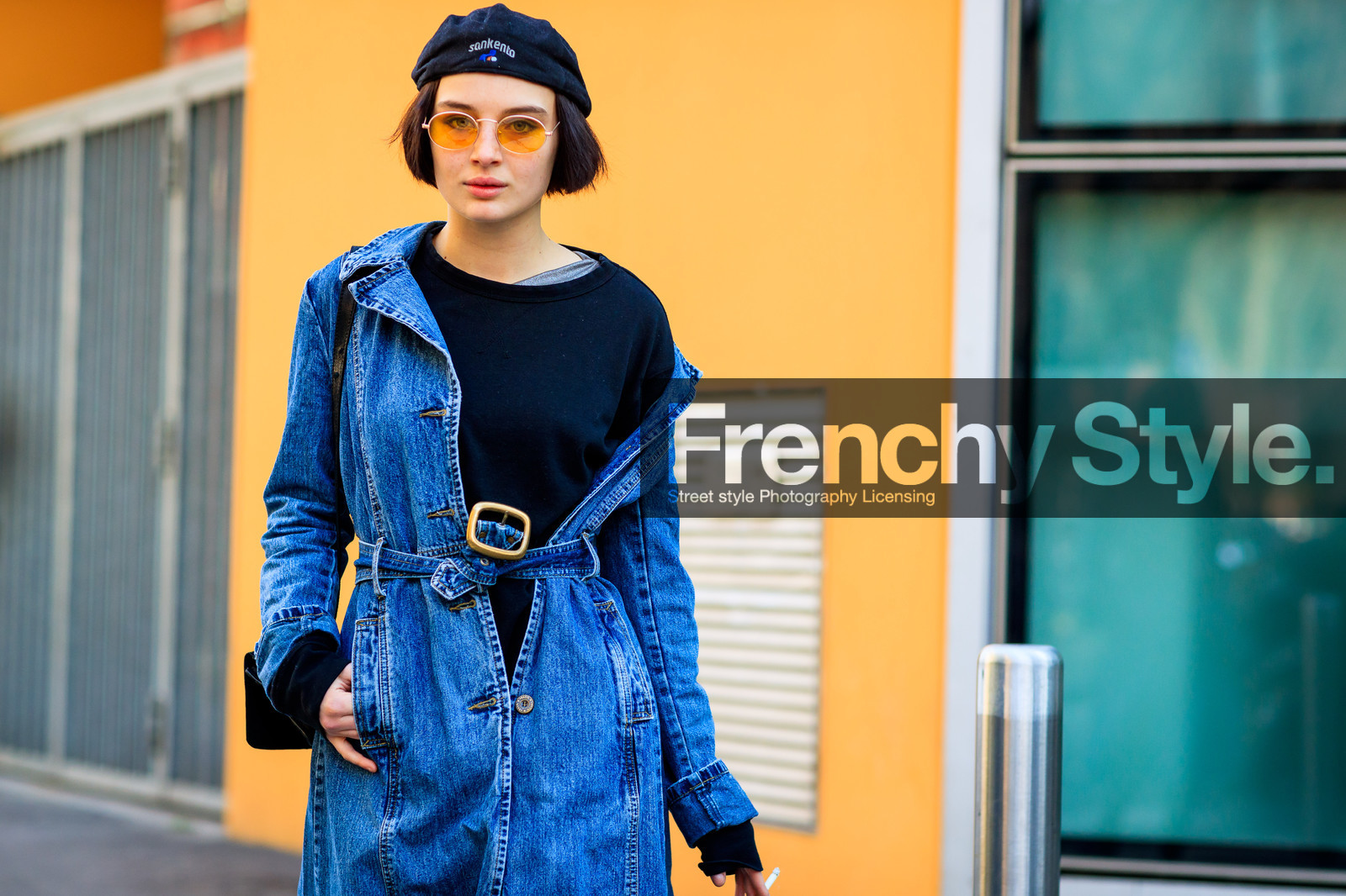 atmosphere details, AUTUMN WINTER 2017-2018, AW 17-18, beret, black hat, black sweater, black wedges, blue denim, denim coat, detail, FALL WINTER 2017-2018, fashion week, frenchystyle, FW, FW 17-18, horizontal, jonathan paciullo, MFW, MILAN, street style, sunglasses