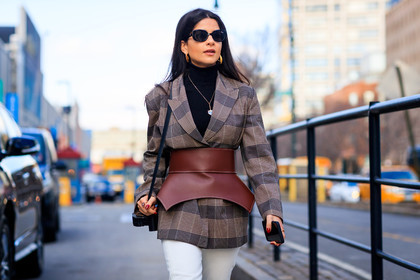 black turtleneck, brown belt, checked, checked jacket, graphic jacket, grey jacket, leather belt, loewe, plaid, printed jacket, sunglasses, tartan, trousers, white pant, street style, jonathan paciullo, FW, frenchystyle, fashion week, NYFW, NEW YORK, AUTUMN WINTER 2018-2019, AW 18-19, FALL WINTER 2018-2019, FW 18-19, atmosphere details, horizontal, detail, Lainy Hedaya