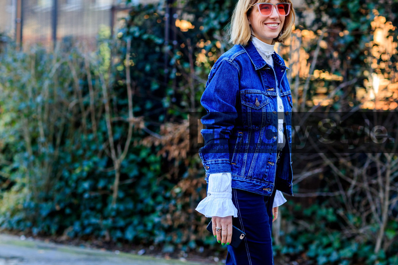 blue denim, denim jacket, denim pants, jeans, ruffles, sunglasses, trousers, white shirt, street style, jonathan paciullo, FW, frenchystyle, fashion week, LFW, LONDON, AUTUMN WINTER 2018-2019, AW 18-19, FALL WINTER 2018-2019, FW 18-19, horizontal, atmosphere details, detail