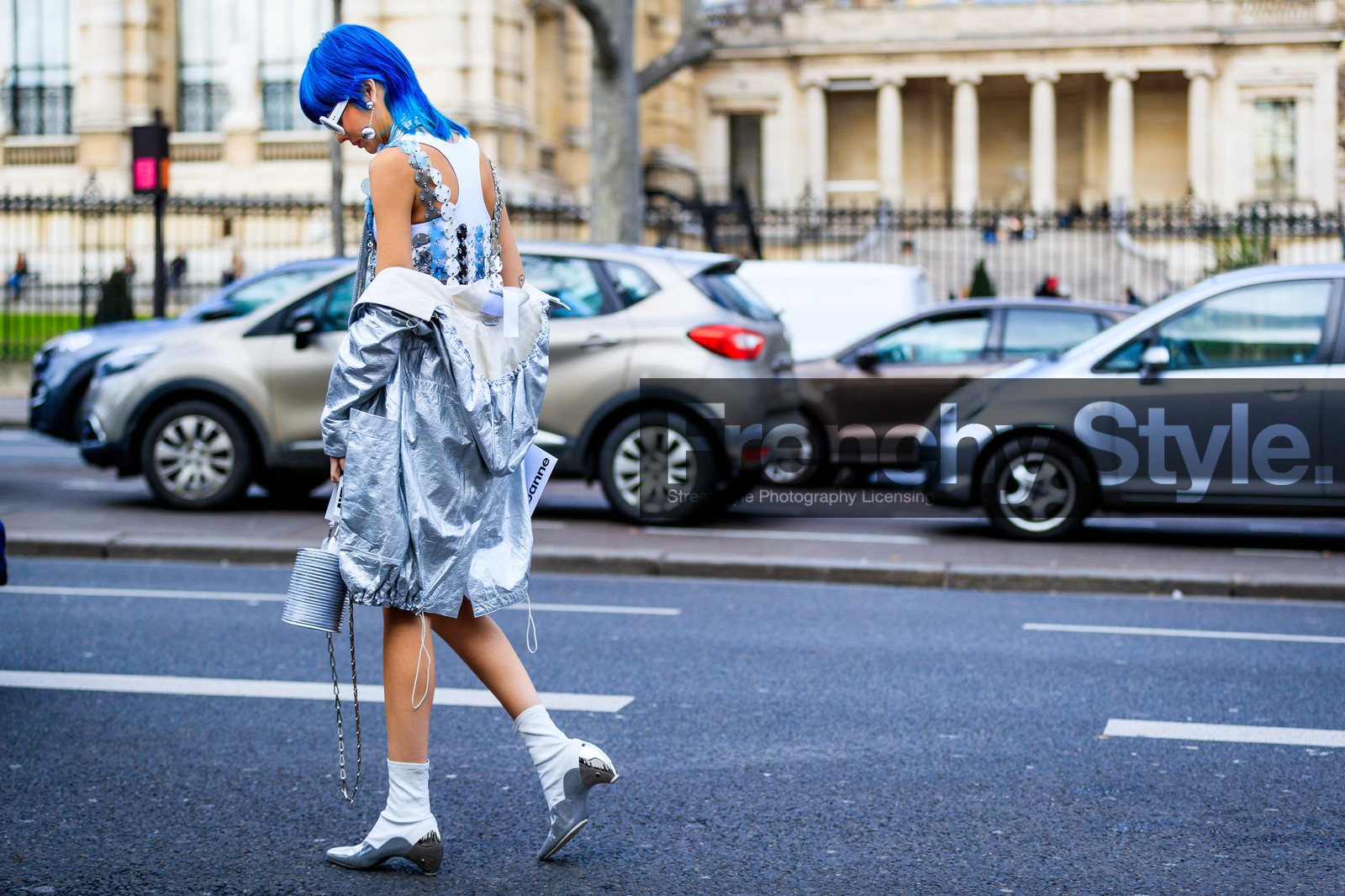 atmosphere details, AUTUMN WINTER 2017-2018, AW 17-18, back detail, blue hair, dyed hair, earrings, FALL WINTER 2017-2018, fashion week, frenchystyle, full length, fun sunglasses, FW, FW 17-18, glitter, graphic dress, high heels, horizontal, jonathan paciullo, laser cut, leather shoes, marc jacobs, metallic dress, paco rabanne, PARIS, PFW, raincoat, shiny bag, shiny coat, silver bag, silver dress, silver jacket, silver shoes, sita abellan, street style, sunglasses, white boots