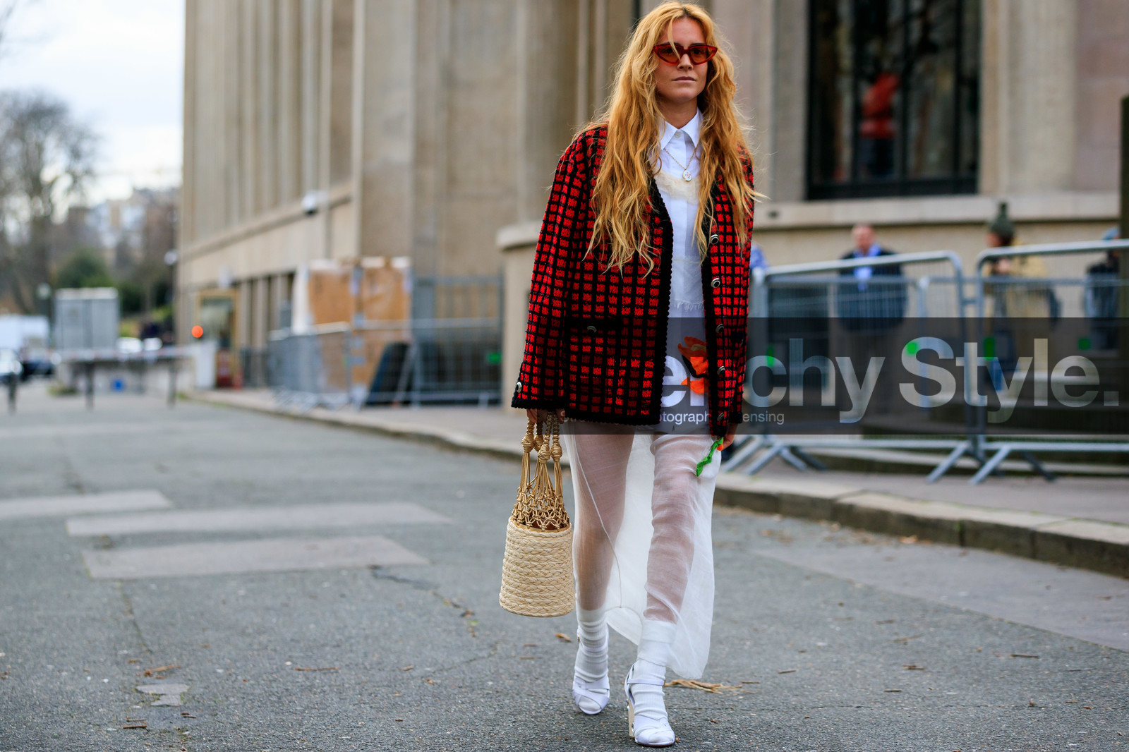 blanca miro scrimieri, red sunglasses, red jacket, black jacket, black cardigan, red cardigan, checked cardigan, white dress, lace dress, floral embroidered dress, long dress, sheer dress, white socks, white leather sandals, hand bag, straw bag, basket bag, light beige bag, golden bag, plaited bag, sequins cardigan, sequins jacket, futurist shape sunglasses, fashion week, frenchystyle, FW, jonathan paciullo, street style, PFW, PARIS, horizontal, atmosphere details, full length