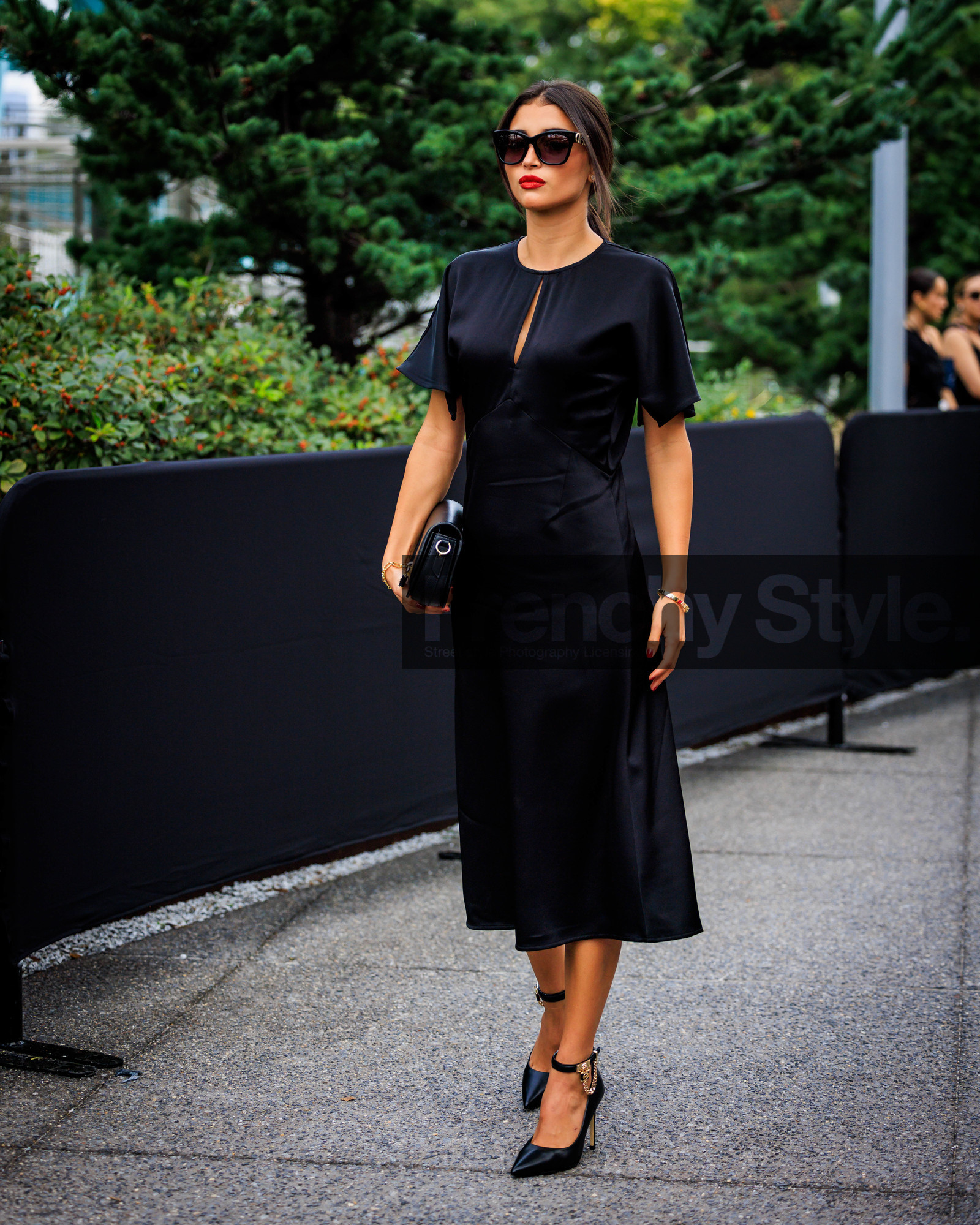 jonathan paciullo, FW, frenchystyle, fashion week, street style, vertical, detail, atmosphere details, NEW YORK, NYFW, SPRING SUMMER 2024, SS 24