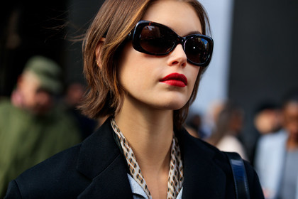 model, red lipstick, square shape glasses, close up detail, nude make up, make up, make up details, kaia gerber, fashion week, frenchystyle, FW, jonathan paciullo, street style, FALL WINTER 2020-2021, AUTUMN WINTER 2020-2021, FW 20-21, horizontal, atmosphere details, detail, NYFW, NEW YORK