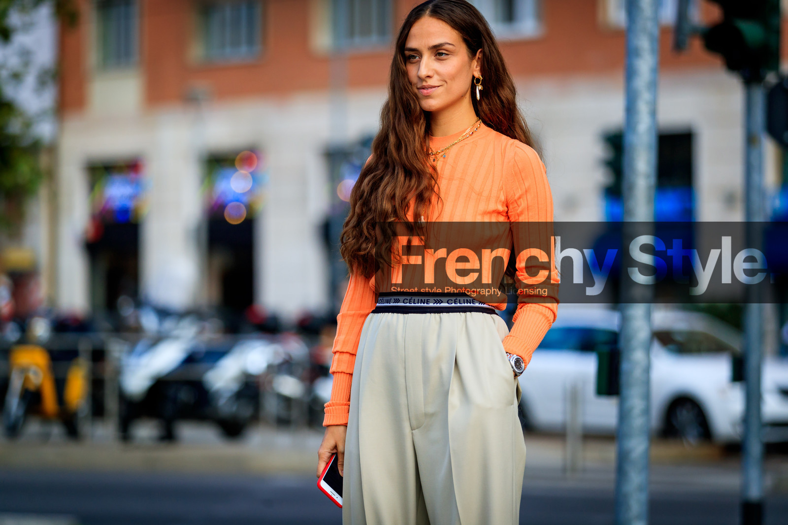 beige pants, céline, earrings, erika boldrin, necklace, orange sweater, trousers, fashion week, frenchystyle, FW, jonathan paciullo, street style, MFW, MILAN, SPRING SUMMER 2019, SS 19, atmosphere details, horizontal, detail