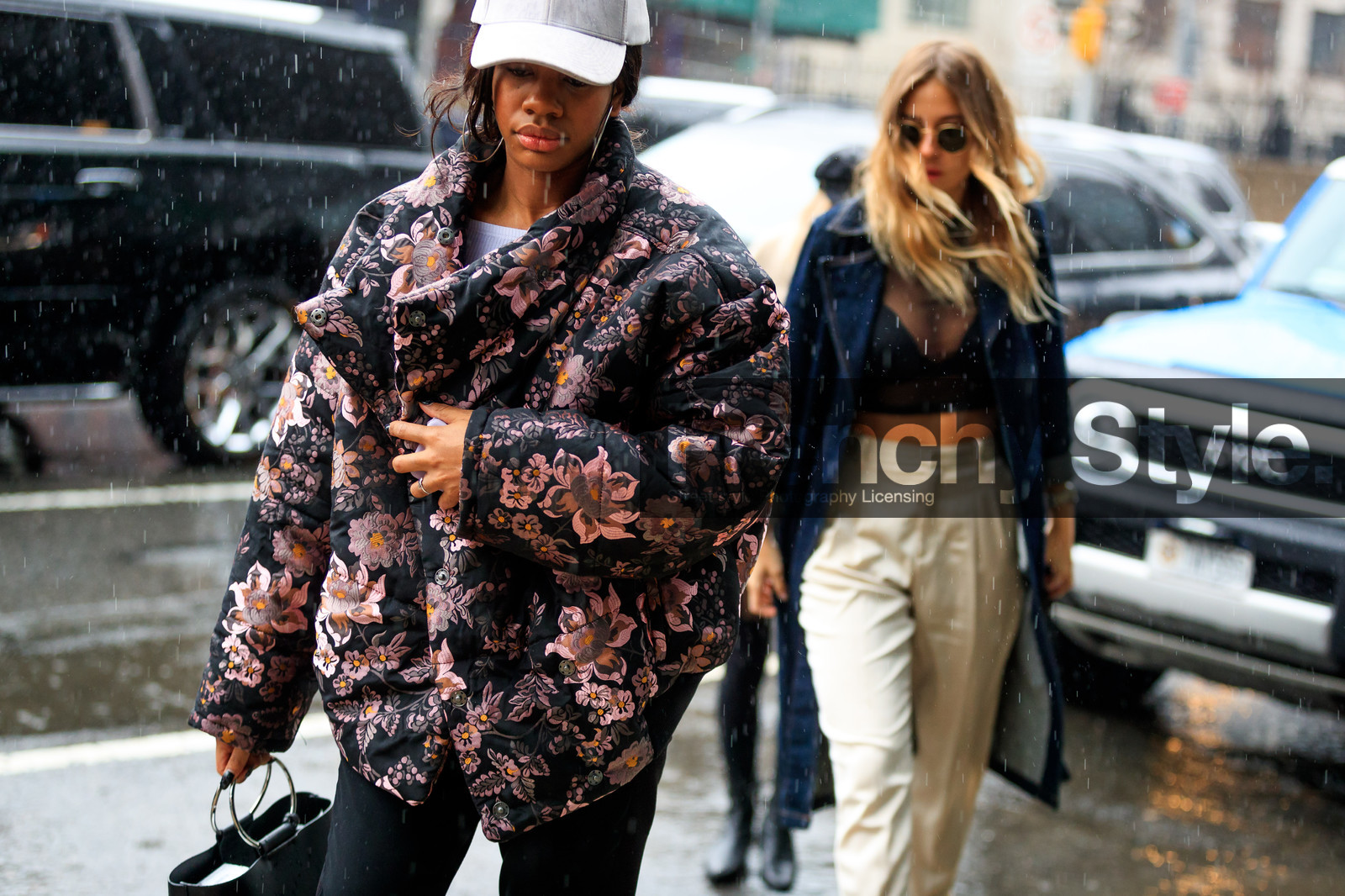 black jacket, down jacket, floral, flowers, graphic jacket, leather bag, printed jacket, trousers, white hat, street style, jonathan paciullo, FW, frenchystyle, fashion week, NYFW, NEW YORK, AUTUMN WINTER 2018-2019, AW 18-19, FALL WINTER 2018-2019, FW 18-19, atmosphere details, horizontal, detail