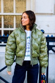 anya hindmarch, black denim, denim pants, down jacket, erika boldrin, graphic bag, green jacket, jeans, multicolor bag, printed bag, printed sweater, proenza schouler, striped bag, trousers, white sweater, yellow boots, fashion week, frenchystyle, FW, jonathan paciullo, street style, LFW, LONDON, SPRING SUMMER 2019, SS 19, vertical, detail, atmosphere details