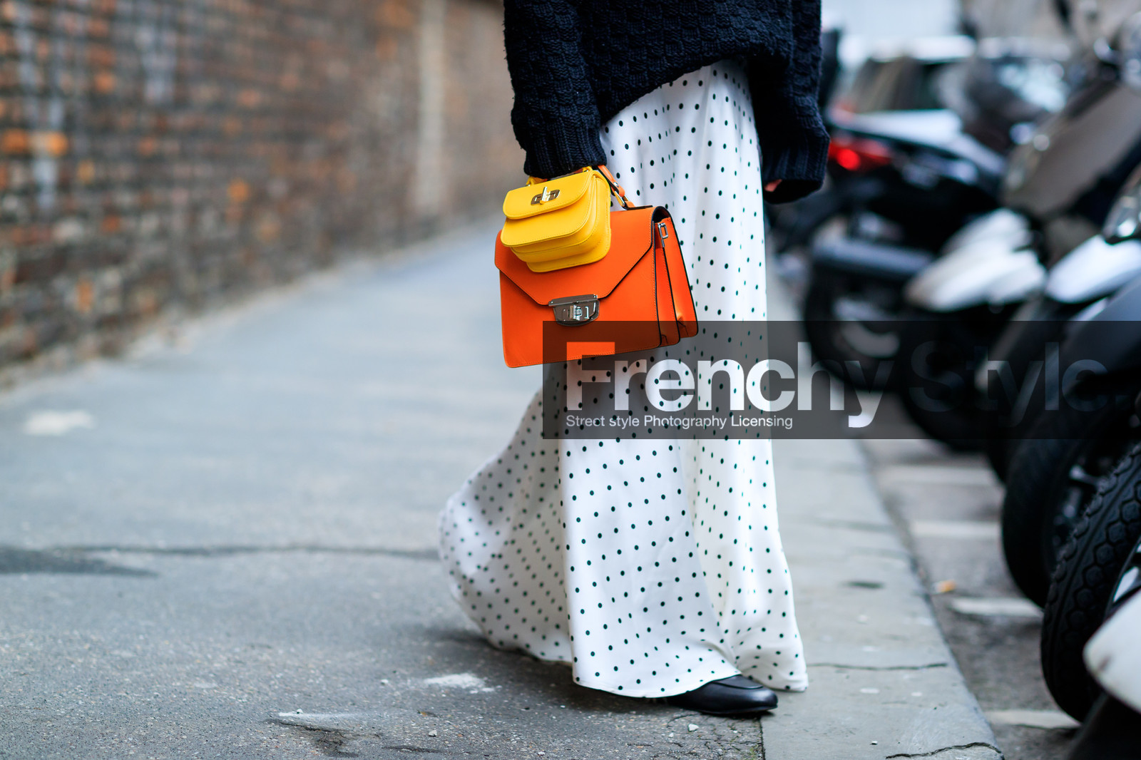 atmosphere details, AUTUMN WINTER 2017-2018, AW 17-18, black knit, black sweater, detail, FALL WINTER 2017-2018, fashion week, frenchystyle, FW, FW 17-18, horizontal, jeanette madsen, jonathan paciullo, leather bag, leather shoes, long skirt, MFW, MILAN, mini bag, orange bag, polka dot, printed skirt, street style, white skirt, yellow bag