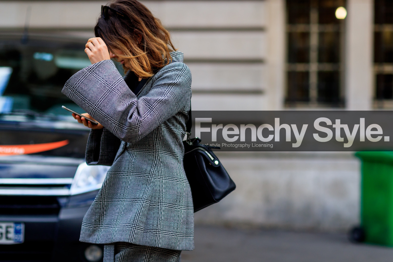 atmosphere details, black bag, blazer, checked jacket, detail, fashion week, frenchystyle, FW, graphic jacket, grey jacket, horizontal, jonathan paciullo, leather bag, PARIS, PFW, plaid, printed jacket, SPRING SUMMER 2018, SS 18, street style