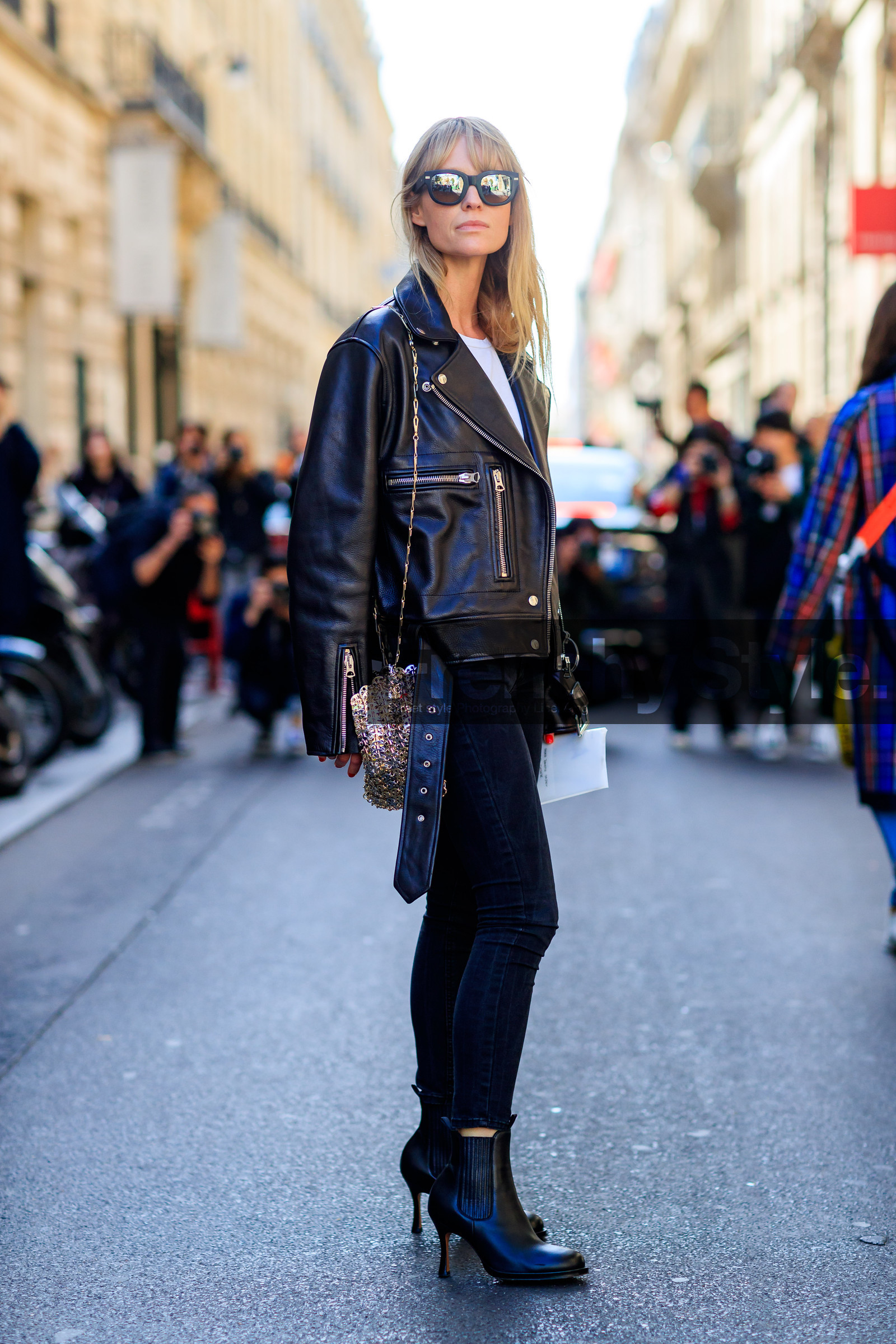 black denim, black jacket, black shoes, denim pants, fashion week, frenchystyle, full length, FW, graphic bag, high heels, jeans, jonathan paciullo, leather bag, leather jacket, leather perfecto, leather shoes, metallic bag, over the shoulder, paco rabanne, PARIS, PFW, printed bag, SPRING SUMMER 2018, SS 18, street style, sunglasses, trousers, vertical, jeanette madsen