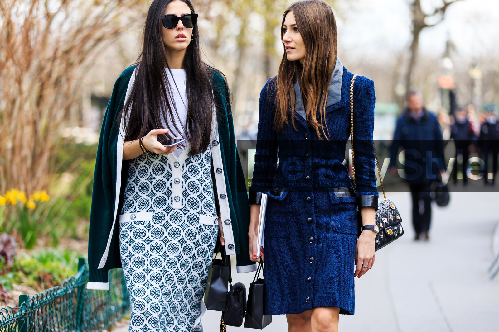 atmosphere details, AUTUMN WINTER 2016-2017, AW 16-17, black bag, blue dress, cardigan, chanel, detail, embroidered dress, FALL WINTER 2016-2017, fashion week, frenchystyle, FW, FW 16-17, gilda ambrosio, giorgia tordini, green cardigan, horizontal, jonathan paciullo, leather bag, over the shoulder, PARIS, PFW, printed dress, street style, sunglasses, tweed dress, white dress