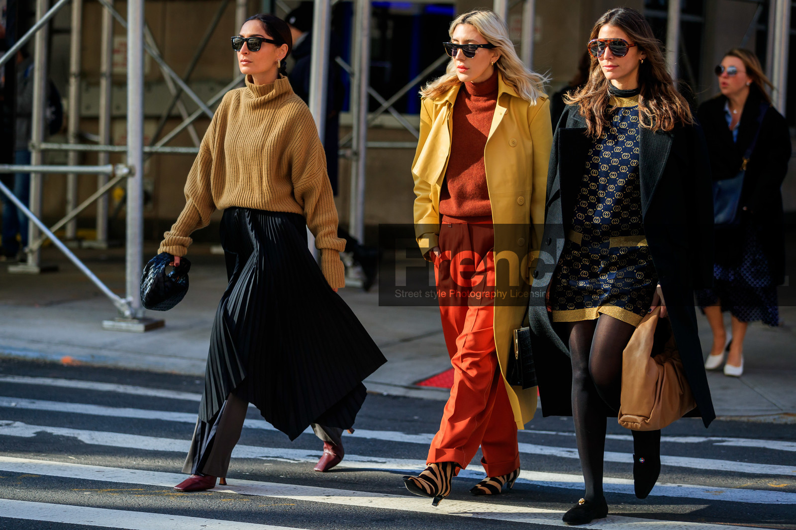 jen wonders, geraldine boublil, gucci dress, bottega veneta bag, camel leather bag, navy blue dress, golden dress, monogrammed dress, knit dress, knitwear, mini dress, black tights, black suede shoes, black coat, gucci sunglasses, aviator sunglasses, scale sunglasses, big sunglasses, black loafers, yellow leather trench coat, light beige leather trenchcoat, orange pants, orange pullover, tailored pants, loose pants, turtleneck pullover, black leather bag, celine bag, animal skin bag, hand bag, black sunglasses, metalic frame sunglasses, animal printed boots, striped boots, kitten heels boots, beige boots, black boots, beige pullover, pleated skirt, black skirt, asymetrical skirt, long skirt, burgundy leather boots, squared toed shoes, plaited leather bag, plaited bag, high heels boots, grey pants, split pants, flare pants, oversize pullover, fashion week, frenchystyle, FW, jonathan paciullo, street style, FALL WINTER 2020-2021, AUTUMN WINTER 2020-2021, FW 20-21, horizontal, atmosphere details, full length, NYFW, NEW YORK