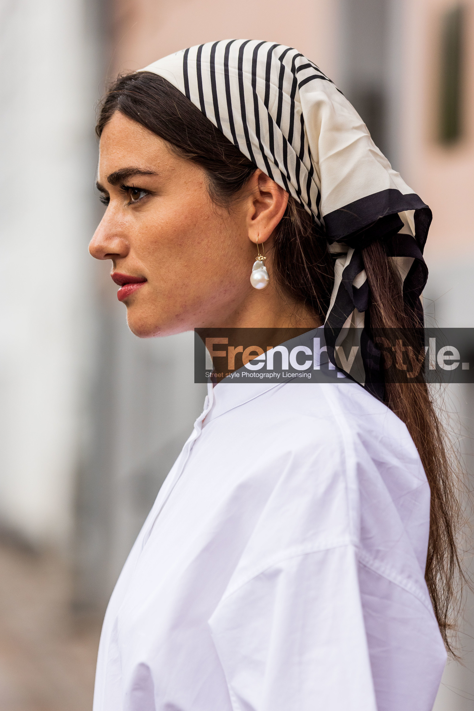 Ilirida Krasniqi, pearl earrings, dangling earrings, white scarf, white shirt, black scarf, striped scarf, silk scarf, hair scarf, hair details, close up detail, earring detail, fashion week, frenchystyle, FW, jonathan paciullo, street style, SPRING SUMMER 2022, SS 22, COPENHAGEN, CPHFW, vertical, atmosphere details