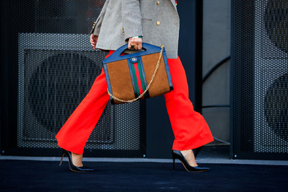 black shoes, blazer, brown bag, graphic bag, grey jacket, gucci, high heels, houndstooth pattern, leather bag, leather shoes, printed bag, printed jacket, red pants, suede bag, trousers, fashion week, frenchystyle, FW, jonathan paciullo, street style, MFW, MILAN, AUTUMN WINTER 2018-2019, FALL WINTER 2018-2019, FW 18-19, horizontal, atmosphere details