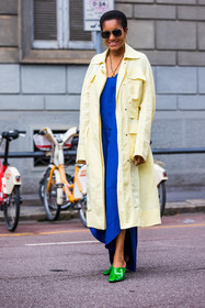 blue dress, coat, color, dress, earrings, electric blue dress, fluo green sandals, gold earrings, green sandals, green shoes, leather sandals, long coat, long dress, sunglasses, Tamu McPherson, yellow coat, fashion week, frenchystyle, FW, jonathan paciullo, street style, SPRING SUMMER 2022, SS 22, MFW, MILAN, vertical, full length
