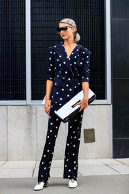 black and white bag, black jacket, black pants, blazer, fashion week, frenchystyle, full length, FW, golden heel, graphic jacket, high heels, jonathan paciullo, leather bag, leather shoes, louis vuitton, NEW YORK, NYFW, polka dot, printed jacket, printed pants, Samantha Angelo, SPRING SUMMER 2018, SS 18, street style, sunglasses, trousers, vertical, white shoes