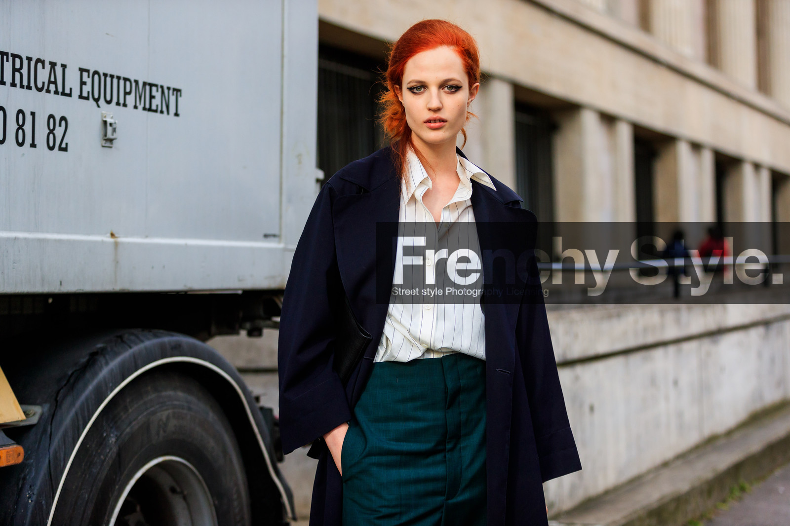 black coat, eyeliner, green pants, red head, striped shirt, trousers, white shirt, street style, jonathan paciullo, FW, frenchystyle, fashion week, PFW, PARIS, AUTUMN WINTER 2018-2019, FALL WINTER 2018-2019, FW 18-19, horizontal, atmosphere details, model
