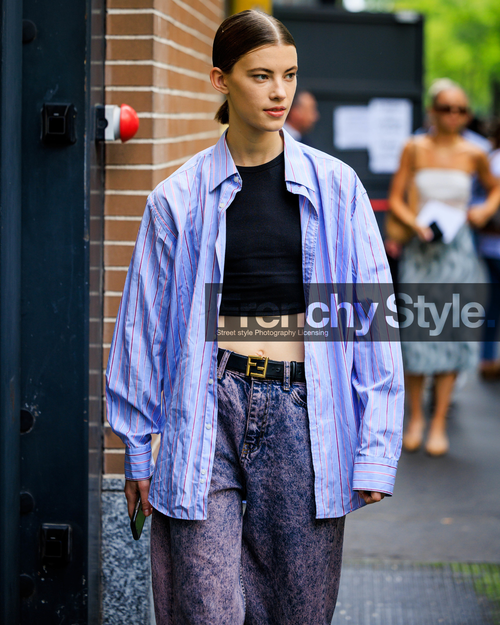 fashion week, frenchystyle, FW, jonathan paciullo, street style, MFW, MILAN, SPRING SUMMER 2024, SS 24, vertical, atmosphere details, detail
