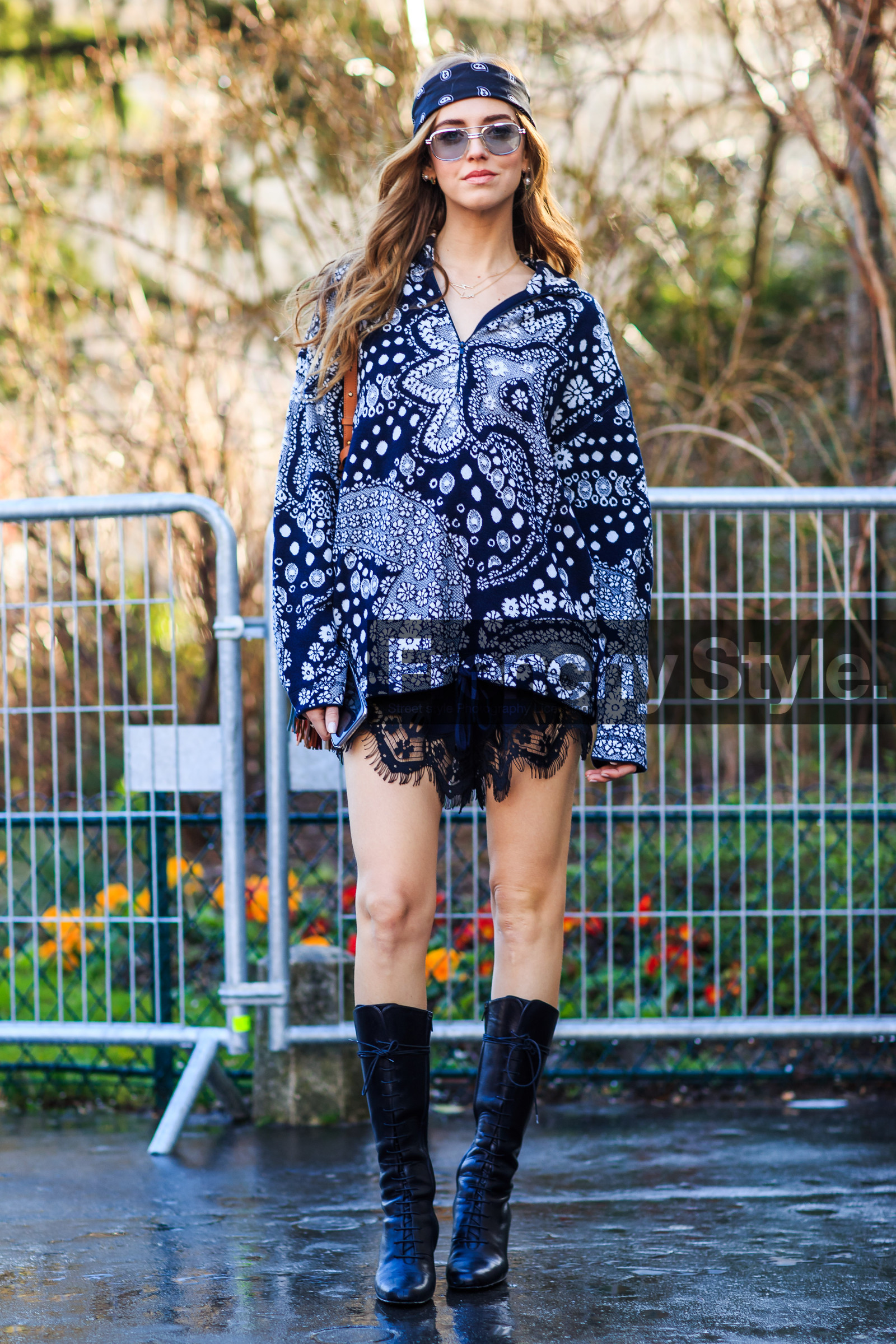 AUTUMN WINTER 2016-2017, AW 16-17, black bandana, black boots, black shirt, black shorts, chiara ferragni, FALL WINTER 2016-2017, fashion week, frenchystyle, full length, FW, FW 16-17, high boots, high heels, jonathan paciullo, lace shorts, lace up shoes, leather boots, paisley, PARIS, PFW, printed shirt, street style, vertical