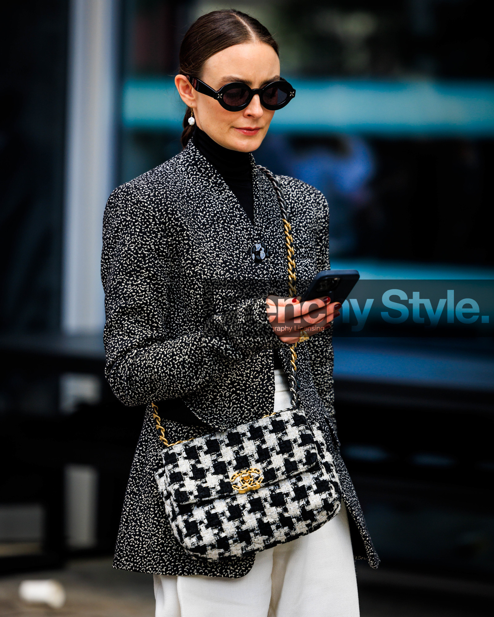 fashion week, frenchystyle, FW, jonathan paciullo, street style, LFW, LONDON, atmosphere details, detail, SPRING SUMMER 2024, SS 24