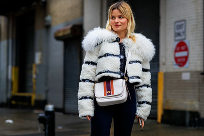 sabina socol, white coat, fur coat, striped coat, black polish coat, vinyl coat, longchamp coat, cropped coat, white leather bag, coach bag, striped boots, fashion week, frenchystyle, FW, jonathan paciullo, street style, NYFW, NEW YORK, AUTUMN WINTER 2020-2021, FALL WINTER 2020-2021, FW 20-21, horizontal, atmosphere details, detail