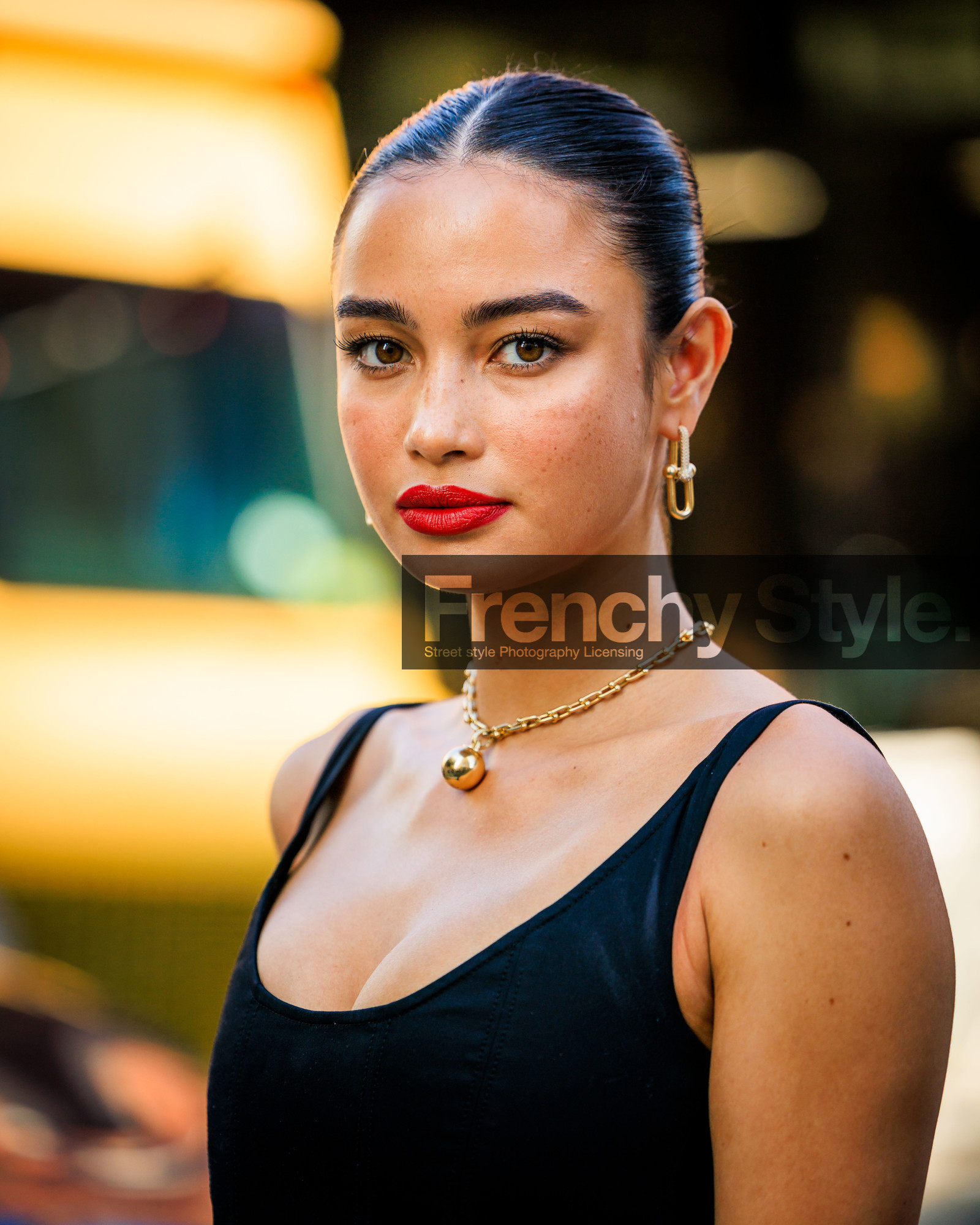 jonathan paciullo, FW, frenchystyle, fashion week, street style, vertical, detail, atmosphere details, NEW YORK, NYFW, SPRING SUMMER 2024, SS 24