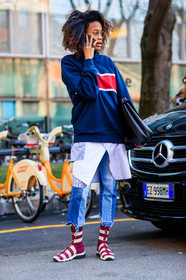 AUTUMN WINTER 2017-2018, AW 17-18, black bag, blue denim, blue sweater, denim pants, FALL WINTER 2017-2018, fashion week, fendi, frenchystyle, full length, FW, FW 17-18, geometric, graphic jacket, graphic shoes, graphic sweater, jan-michael quammie, jeans, jonathan paciullo, leather shoes, MFW, MILAN, printed jacket, printed shoes, printed sweater, red boots, street style, stripes, trousers, vertical