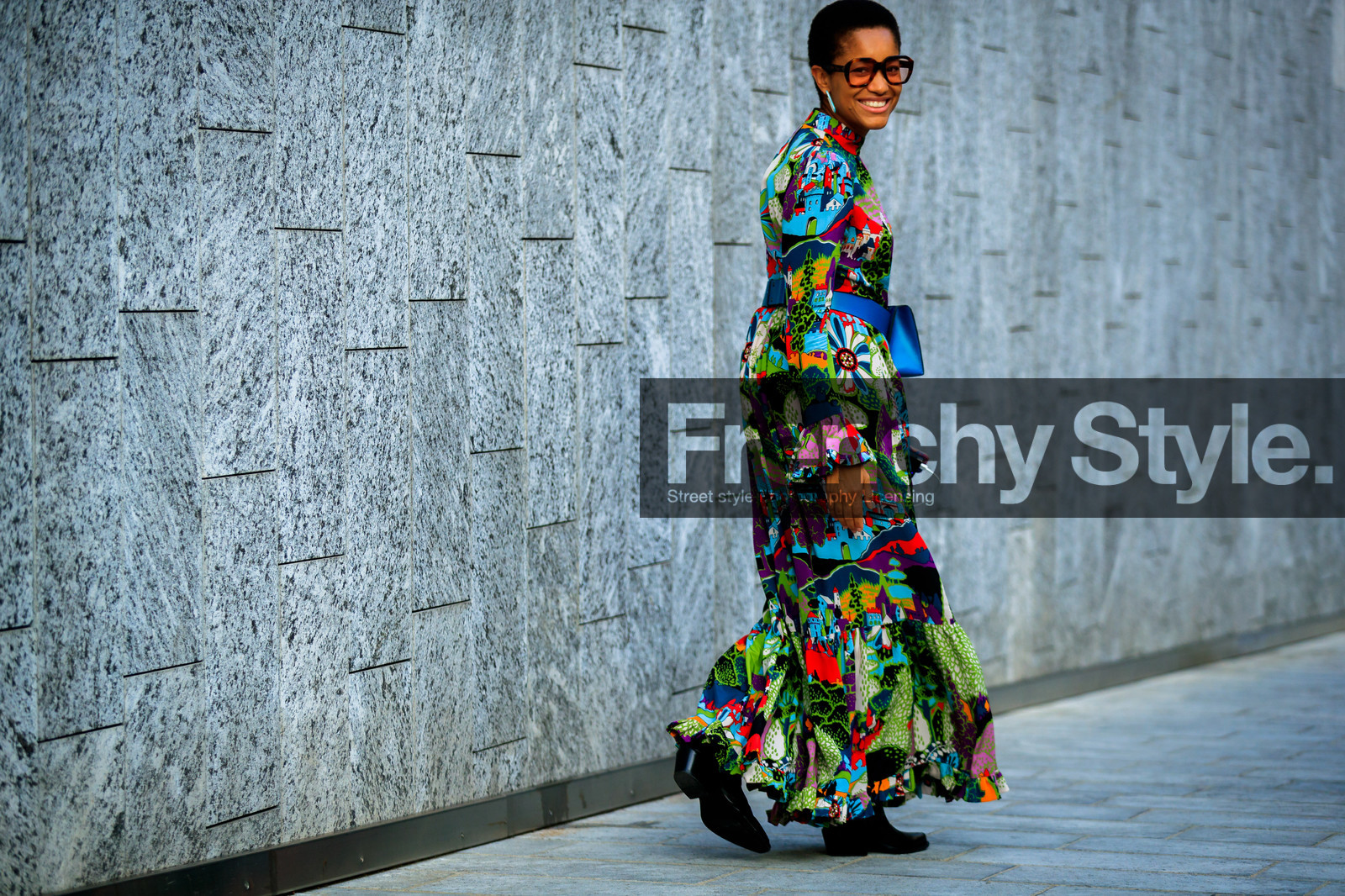 black shoes, blue bag, fanny pack, floral, flowers, graphic dress, green dress, leather bag, leather shoes, multicolor dress, printed dress, short hair, sunglasses, tamu mcpherson, fashion week, frenchystyle, FW, jonathan paciullo, street style, MFW, MILAN, SPRING SUMMER 2019, SS 19, atmosphere details, horizontal, full length