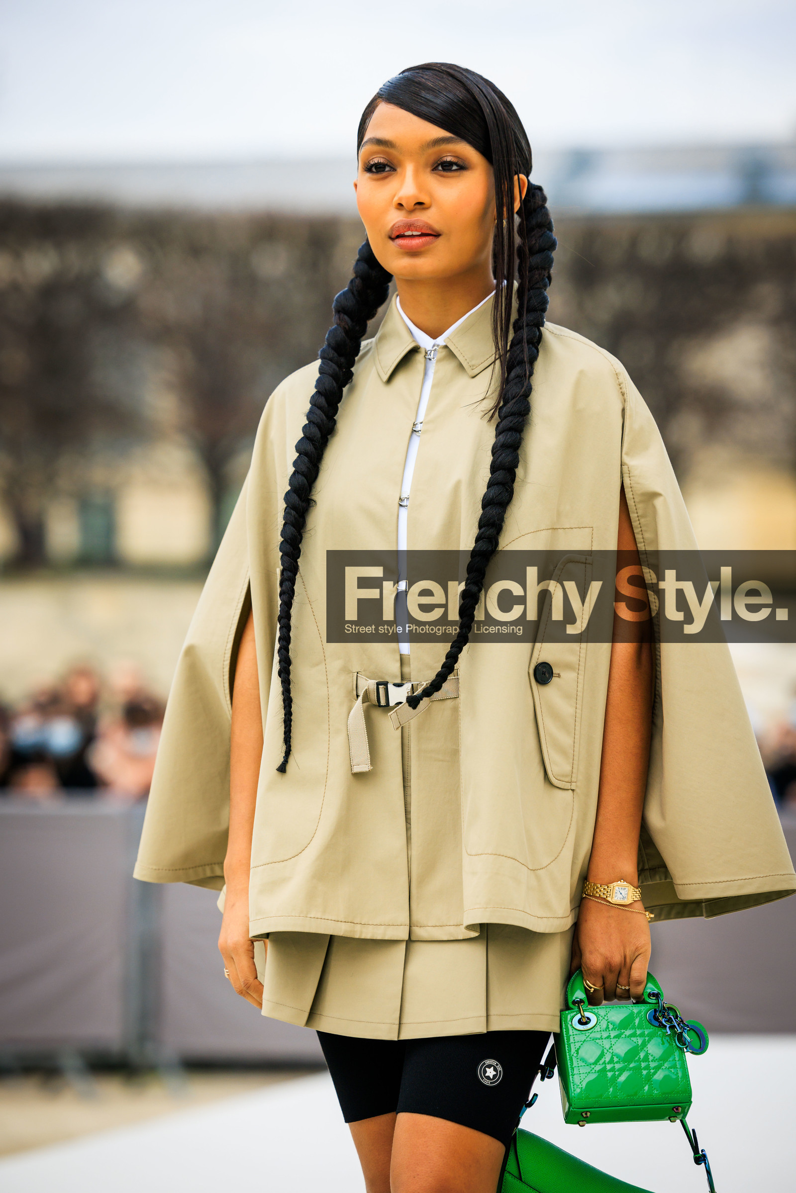 biker shorts, mini lady dior bag, green bag, saddle bag, dior bag, beige cape, dior, long braids, golden watch, earrings, white shirt, fashion week, frenchystyle, FW, jonathan paciullo, street style, AUTUMN WINTER 2022-2023, FALL WINTER 2022_2023, FW 22-23, PFW, PARIS, vertical, detail