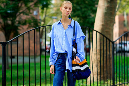 atmosphere details, black bag, blue denim, blue shirt, denim pants, detail, earrings, fashion week, frenchystyle, FW, graphic bag, graphic shirt, horizontal, jeans, Jessie Bloemendaal, jonathan paciullo, leather bag, men shirt, model, NEW YORK, NYFW, oversize, printed bag, printed shirt, ruffles, SPRING SUMMER 2018, SS 18, street style, striped bag, striped shirt, trousers, tucked in