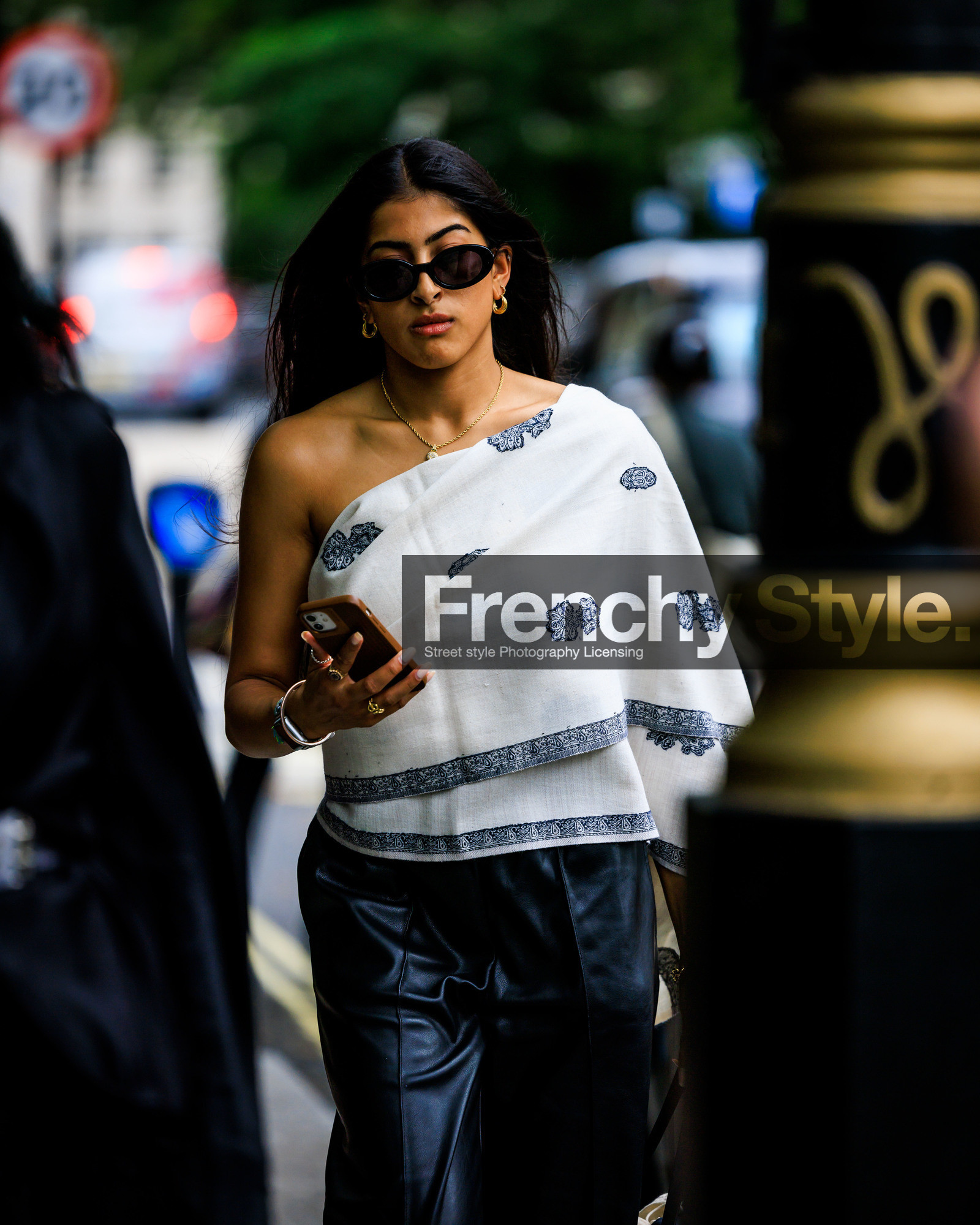 fashion week, frenchystyle, FW, jonathan paciullo, street style, LFW, LONDON, atmosphere details, detail, SPRING SUMMER 2024, SS 24