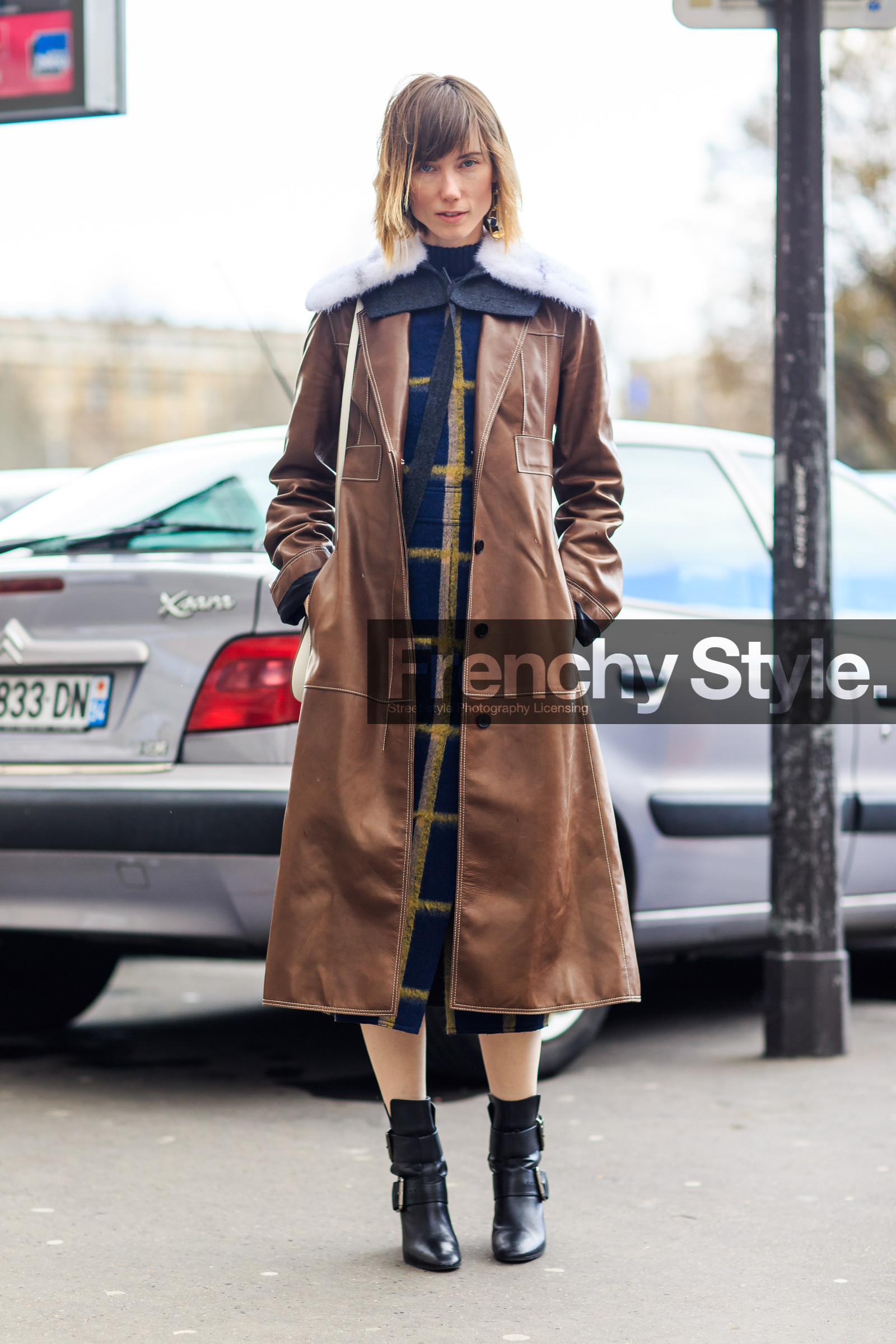 anya ziourova, AUTUMN WINTER 2016-2017, AW 16-17, black boots, brown coat, checked dress, FALL WINTER 2016-2017, fashion week, frenchystyle, full length, fur collar, FW, FW 16-17, graphic dress, high heels, jonathan paciullo, leather boots, leather coat, long coat, PARIS, PFW, plaid, street style, striped dress, vertical