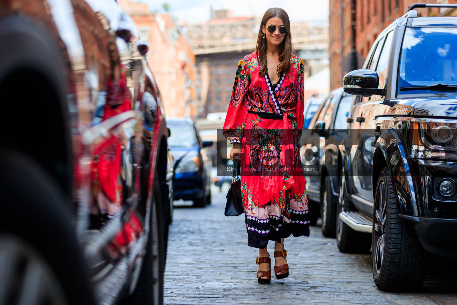 atmosphere details, black bag, brown shoes, fashion week, frenchystyle, full length, FW, high heels, horizontal, jonathan paciullo, leather bag, leather shoes, multicolor dress, NEW YORK, NYFW, printed dress, ray ban, red dress, SPRING SUMMER 2018, SS 18, street style, sunglasses