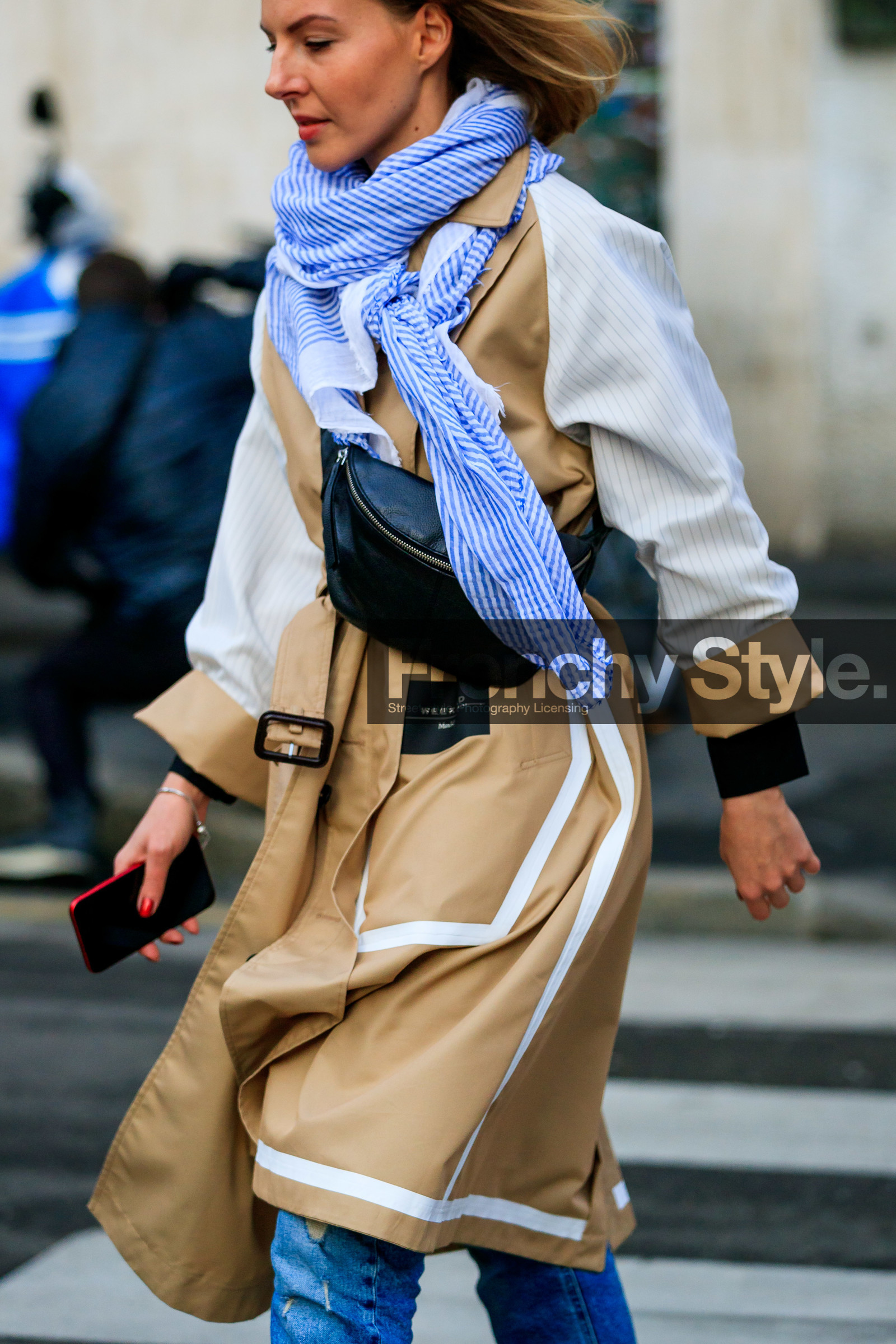 beige coat, black bag, blue denim, blue scarf, denim pants, fanny pack, jeans, leather bag, max mara, stripes, trench coat, trousers, fashion week, frenchystyle, FW, jonathan paciullo, street style, MFW, MILAN, AUTUMN WINTER 2019-2020, AW 19-20, FALL WINTER 2019-2020, FW 19-20, vertical, atmosphere details, detail