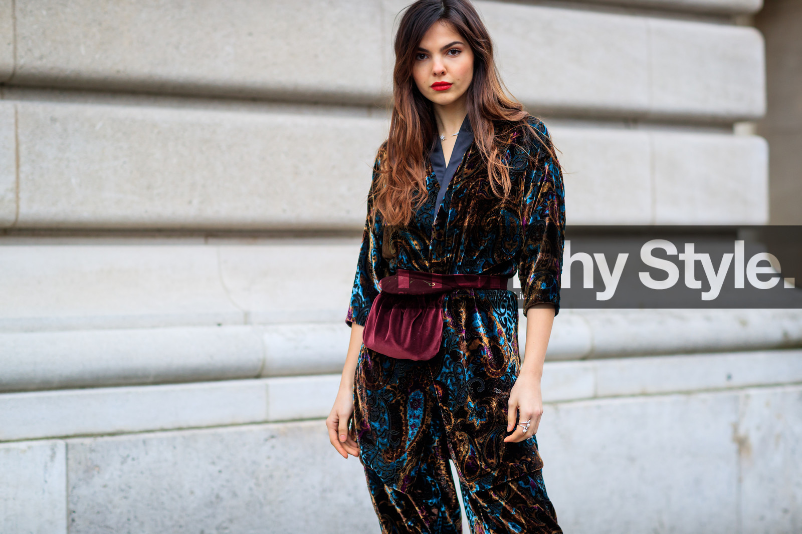 atmosphere details, AUTUMN WINTER 2017-2018, AW 17-18, detail, doina ciobanu, FALL WINTER 2017-2018, fanny pack, fashion week, frenchystyle, FW, FW 17-18, horizontal, jonathan paciullo, leather bag, PARIS, PFW, printed jumpsuit, red bag, street style, trousers, velvet
