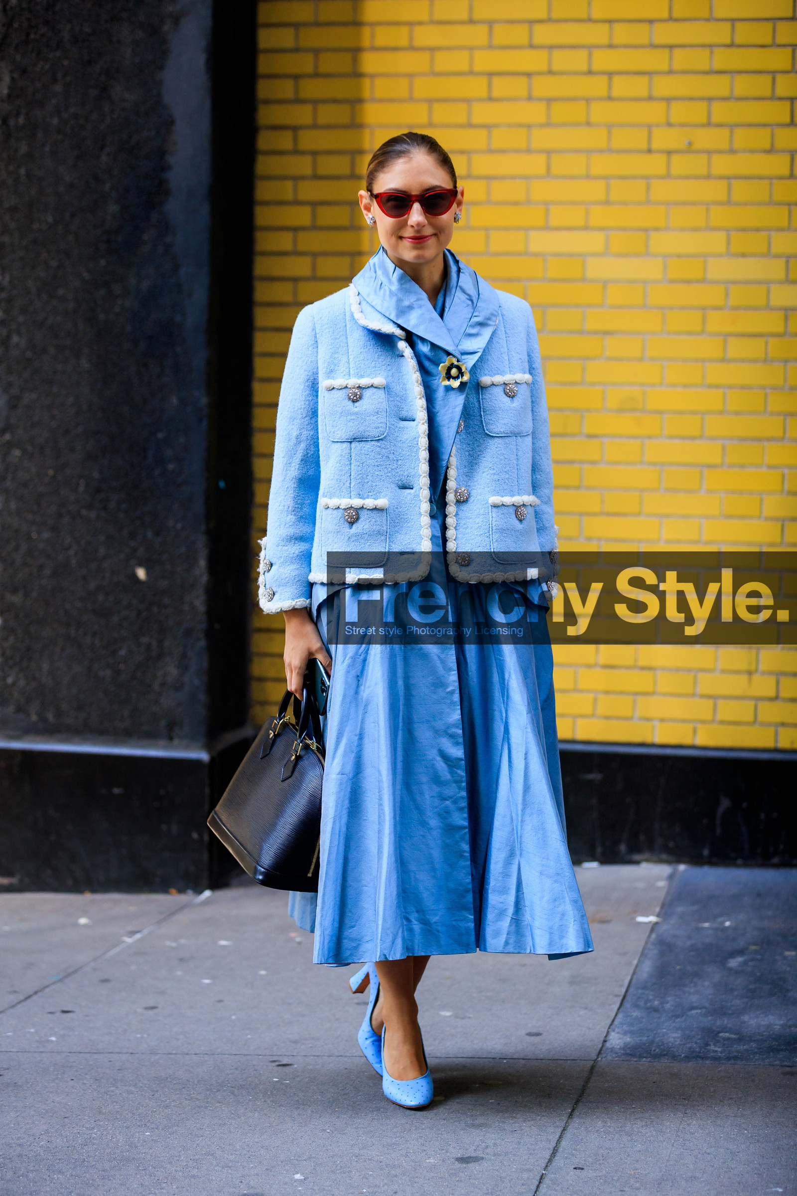 jenny walton, light blue jacket, light blue skirt, light blue dress, black leather bag, louis vuitton bag, light blue leather shoes, high heels shoes, long dress, long skirt, tweed jacket, high collar, high collar dress, satin dress, satin skirt, fashion week, frenchystyle, FW, jonathan paciullo, street style, NYFW, NEW YORK, AUTUMN WINTER 2020-2021, FALL WINTER 2020-2021, FW 20-21, vertical, full length