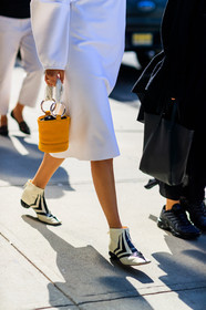 atmosphere details, black and white shoes, brie welch, detail, fashion week, frenchystyle, FW, jonathan paciullo, leather bag, leather shoes, NEW YORK, NYFW, orange bag, SPRING SUMMER 2018, SS 18, street style, vertical, white dress