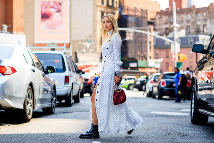atmosphere details, black shoes, bracelet, Charlotte Groeneveld, fashion week, frenchystyle, full length, FW, graphic dress, horizontal, jonathan paciullo, leather bag, leather shoes, NEW YORK, NYFW, pleats, polka dot, printed dress, red bag, SPRING SUMMER 2018, SS 18, street style, white dress