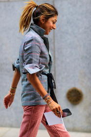 atmosphere details, black shoes, blazer, checked jacket, corduroy, céline, detail, fashion week, frenchystyle, FW, graphic jacket, grey jacket, jonathan paciullo, leather shoes, NEW YORK, NYFW, pink pants, plaid, printed jacket, SPRING SUMMER 2018, SS 18, street style, sunglasses, trousers, vertical