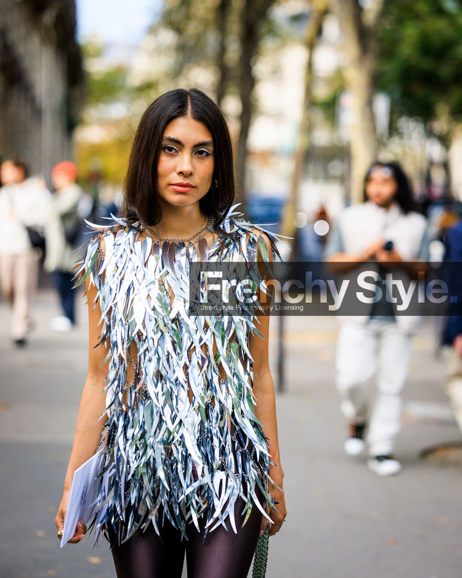 fashion week, frenchystyle, FW, jonathan paciullo, street style, PARIS, PFW, SPRING SUMMER 2024, SS 24, vertical, atmosphere details, detail