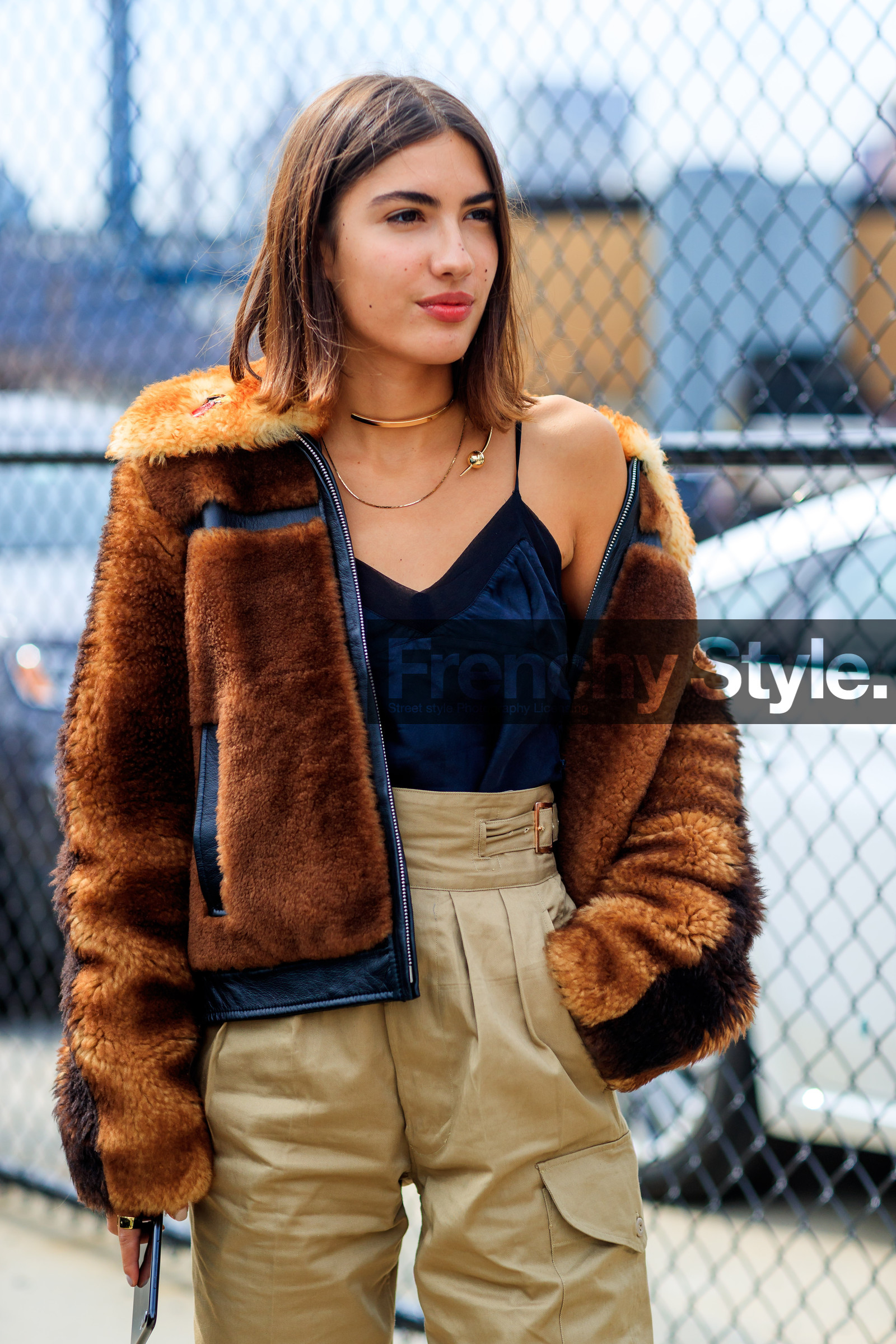 atmosphere details, beige pants, black tank top, brown fur, brown jacket, detail, fashion week, frenchystyle, fur jacket, FW, high waist, jonathan paciullo, NEW YORK, NYFW, patricia manfield, SPRING SUMMER 2018, SS 18, street style, trousers, vertical