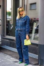 cateye sunglasses, denim, denim jacket, denim pants, green heels, jean, leather bag, missoni look, print, small bag, strass, sunglasses, total look, yellow bag, yellow sunglasses, fashion week, frenchystyle, FW, jonathan paciullo, street style, SPRING SUMMER 2022, SS 22, MFW, MILAN, vertical, full length